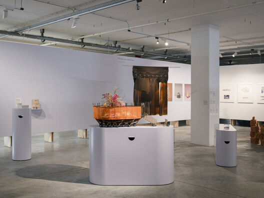 Garage Encounters / BUREAU (Daniel Zamarbide, Carine Pimenta, Galliane Zamarbide) Garage Encounters / BUREAU (Daniel Zamarbide, Carine Pimenta, Galliane Zamarbide) - Image 8 of 14