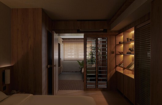 In a Park Apartment / L Architects - Interior Photography, Wood, Lighting