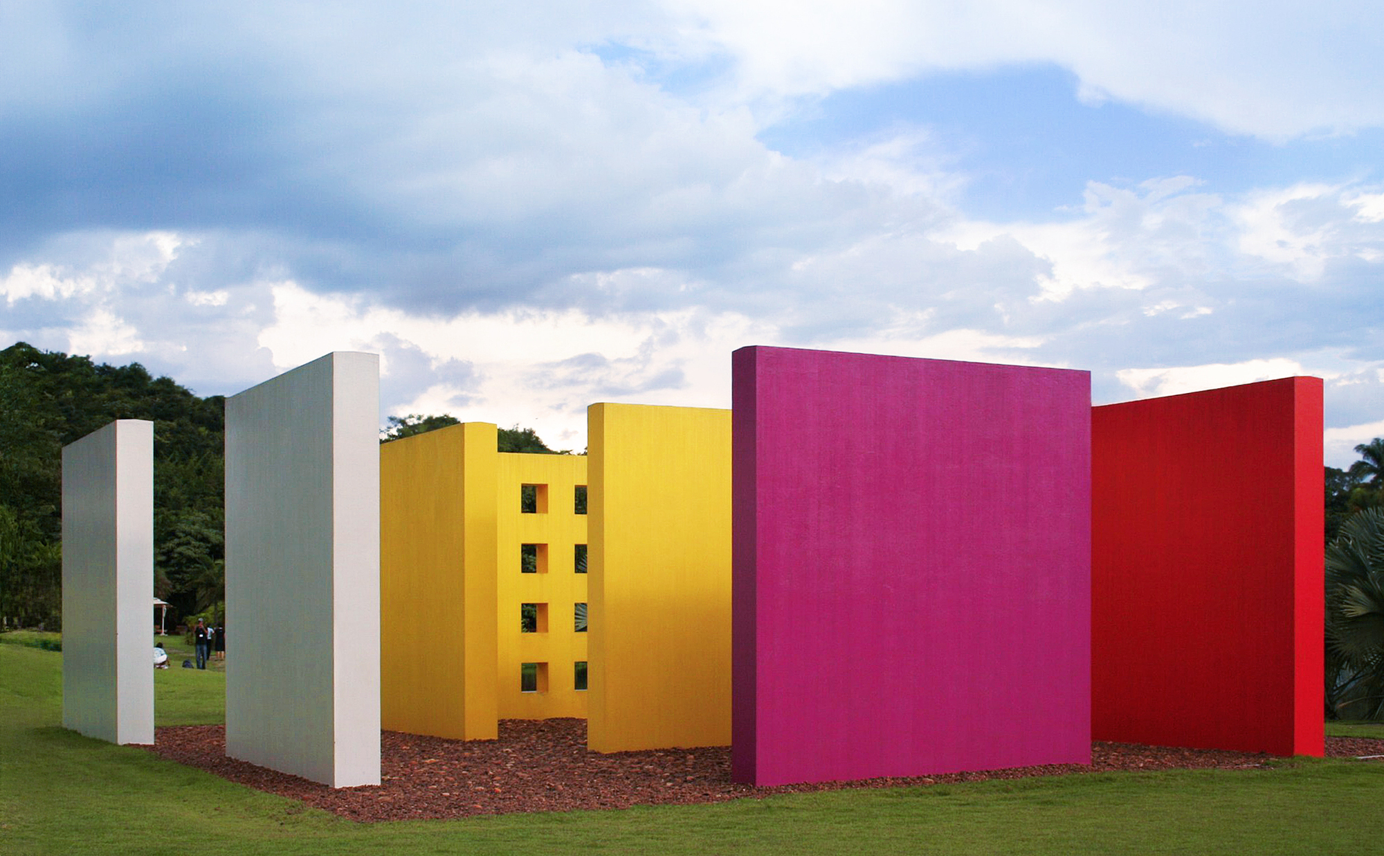 When Art Came First: Spatial Experiments That Shaped Architecture in Latin America