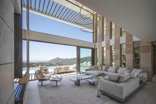 ARK Architects: Quiet Monumentality and Dialogue with Landscape ARK Architects: Quiet Monumentality and Dialogue with Landscape - Image 6 of 20