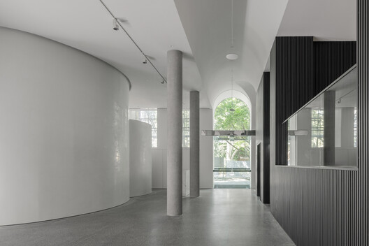 Potter Museum of Art / Wood Marsh - Image 3 of 35