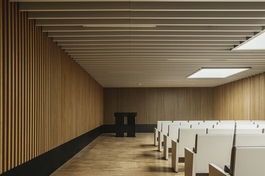 New Ontinyent Hospital / Contell-Martínez Arquitectos + Manuel Vega Arquitectos New Ontinyent Hospital / Contell-Martínez Arquitectos + Manuel Vega Arquitectos - Interior Photography, Wood