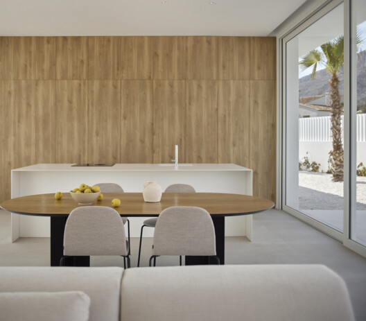 Filipines House  / TO DO hub d'arquitectura - Interior Photography, Wood, Table, Chair