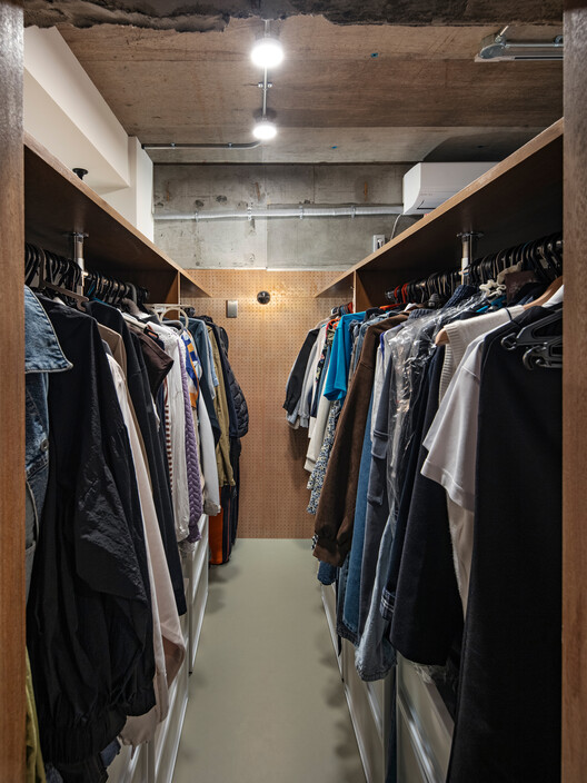 Coop. M / note architects - Interior Photography, Closet