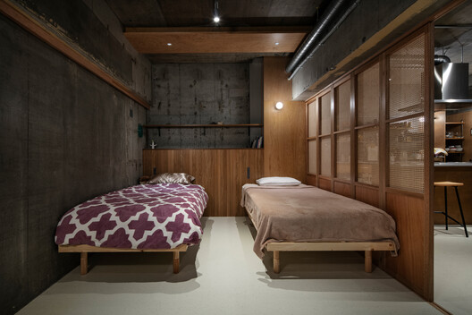 Coop. M / note architects - Interior Photography, Bedroom, Wood, Lighting, Bed, Closet