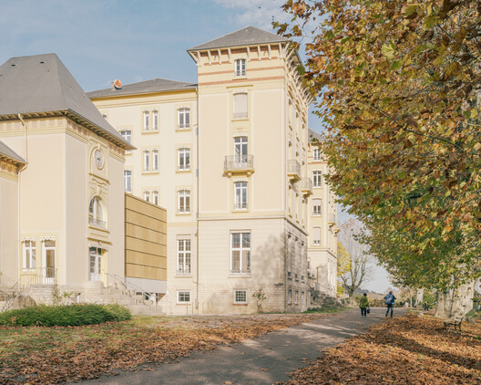 Connecting Gallery for the Les Verdaines Retirement Home / Agence Vulcano-Gibello - Image 5 of 18