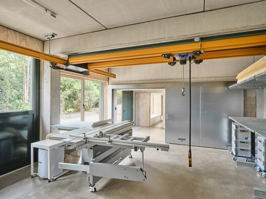 House with Crane and Fan / Alex Lehnerer Architekten - Image 10 of 19