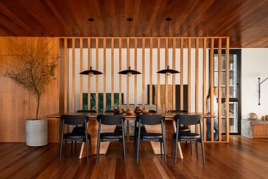 Entremontes House / Harpa Arquitetura - Interior Photography, Dining room, Wood, Table, Chair, Lighting