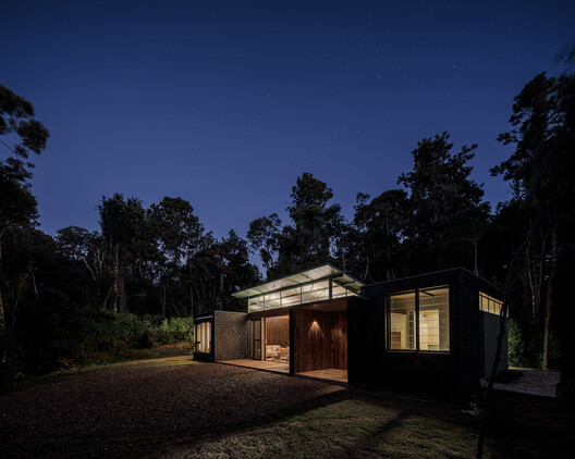 Mirzé Refuge / Estúdio HAA! - Exterior Photography