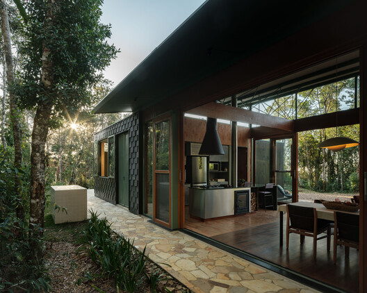 Mirzé Refuge / Estúdio HAA! - Exterior Photography, Wood, Door, Garden