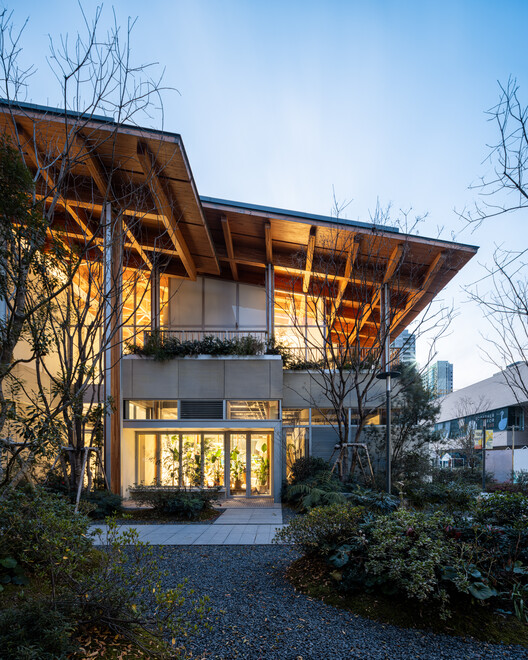 CHUNXI Marketplace and GULANG Gymnasium / Atelier Z+ CHUNXI Marketplace and GULANG Gymnasium / Atelier Z+ - Exterior Photography