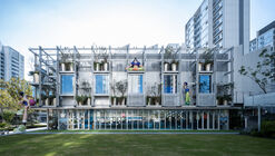 CHUNXI Marketplace and GULANG Gymnasium / Atelier Z+