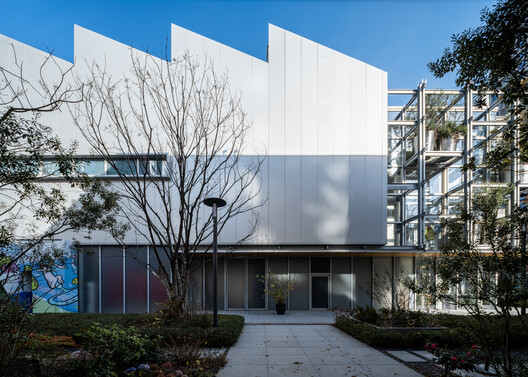CHUNXI Marketplace and GULANG Gymnasium / Atelier Z+ CHUNXI Marketplace and GULANG Gymnasium / Atelier Z+ - Image 35 of 52