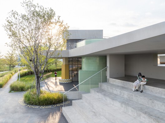 Nerve Lab. Experimental Sports Support Buildings on Double Happiness Island / Studio 10 Nerve Lab. Experimental Sports Support Buildings on Double Happiness Island / Studio 10 - Image 14 of 40