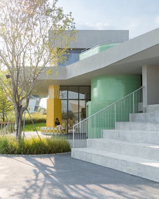Nerve Lab. Experimental Sports Support Buildings on Double Happiness Island / Studio 10 Nerve Lab. Experimental Sports Support Buildings on Double Happiness Island / Studio 10 - Image 16 of 40
