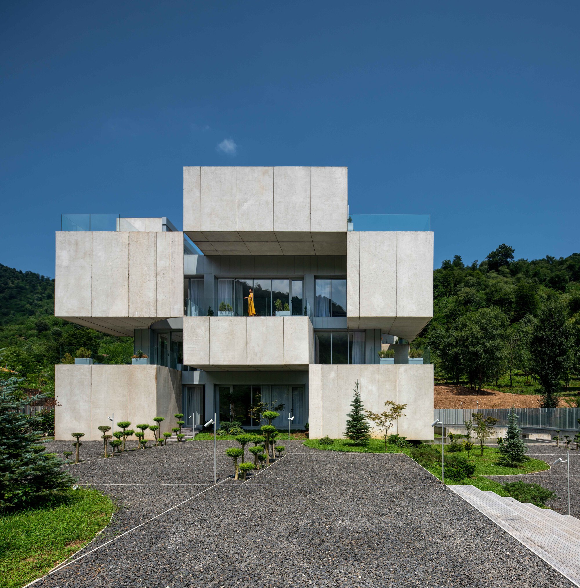 Two Side House Gallery of Double Side House / bood design bureau - 6