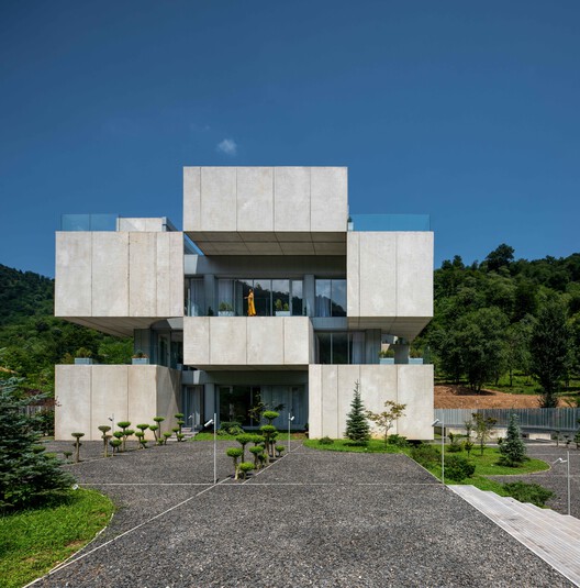Double Side House / bood design bureau - Exterior Photography
