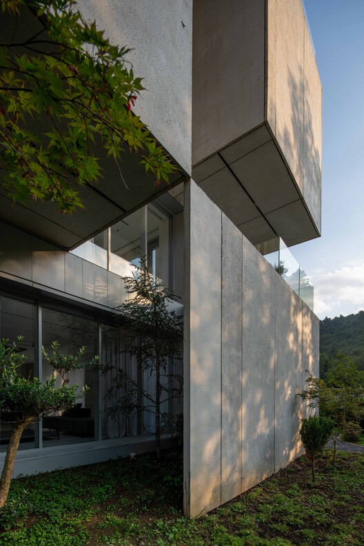 Double Side House / bood design bureau - Exterior Photography