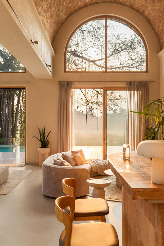 House of Tao / SAV Architecture + Design - Interior Photography, Living Room, Wood, Lighting, Chair