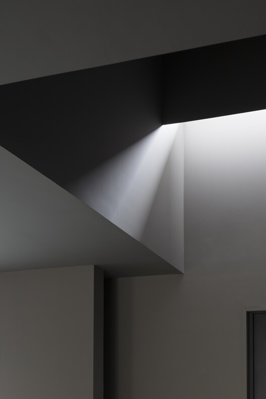 Room 1101 / FORM / Kouichi Kimura Architects - Image 5 of 20