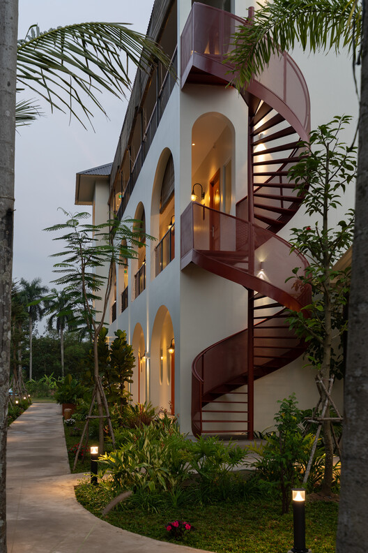 Sadec Garden Hotel / PAU Architects Sadec Garden Hotel / PAU Architects - Image 9 of 28