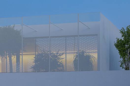 Casa Branca Minimalista  / Arquitetura.501 - Fotografia de Exterior