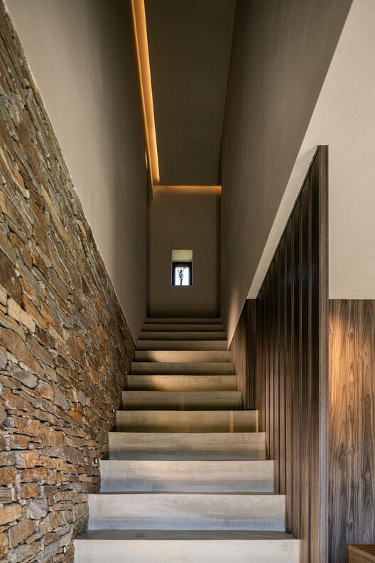 Casa Refugio TerraSense Mountain / Atelier DRK Casa Refugio TerraSense Mountain / Atelier DRK - Imagen 29 de 48