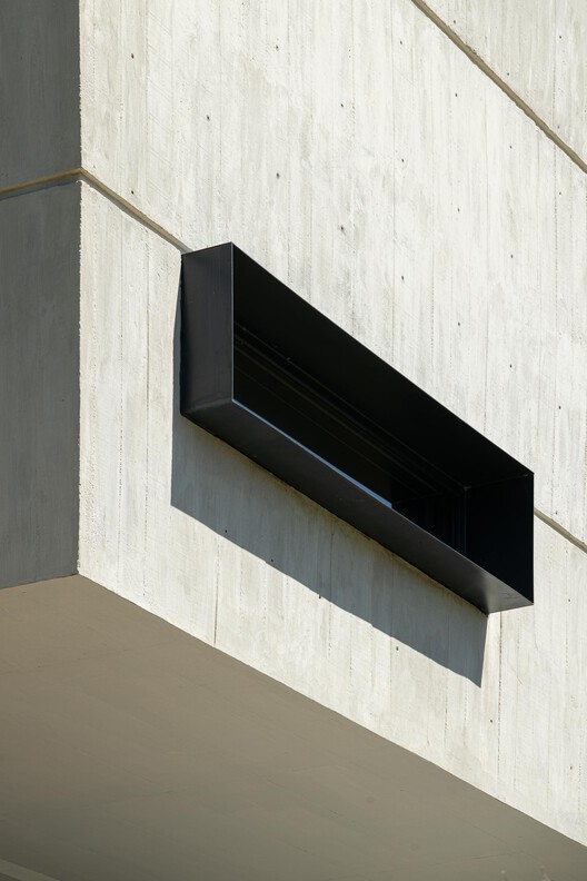 Casa Refugio TerraSense Mountain / Atelier DRK Casa Refugio TerraSense Mountain / Atelier DRK - Imagen 39 de 48