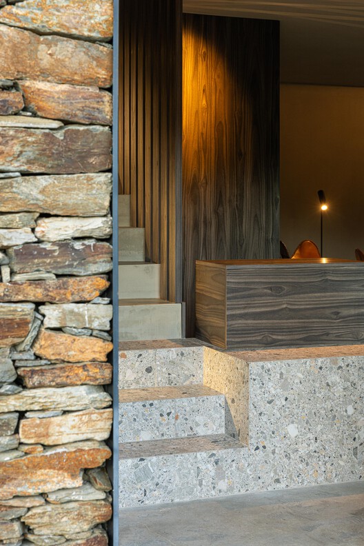 Casa Refugio TerraSense Mountain / Atelier DRK Casa Refugio TerraSense Mountain / Atelier DRK - Imagen 31 de 48