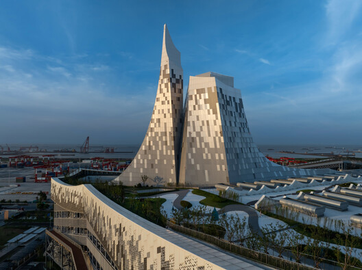 Baoshan Waste-to-Energy Center / Ballistic Architecture Machine - Image 10 of 27
