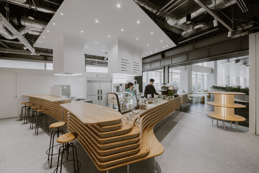 BERTH COFFEE Minatomirai BERTH COFFEE Minatomirai - Interior Photography, Chair