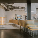 BERTH COFFEE Minatomirai - Coffee Shop Interiors