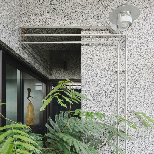 Waterfrom Design's Office / Waterfront Design - Concrete