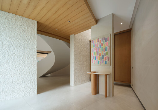 Axis of Growth House / Elemental Living - Interior Photography, Wood, Lighting