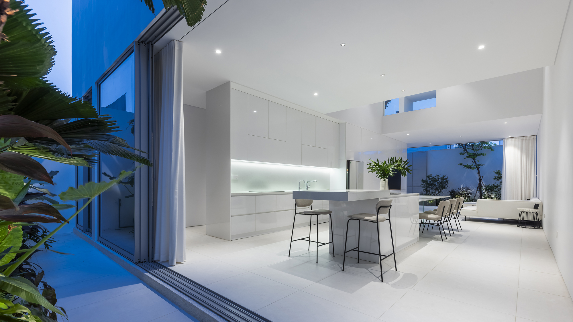 Gallery of F10 House / 23o5Studio - 23