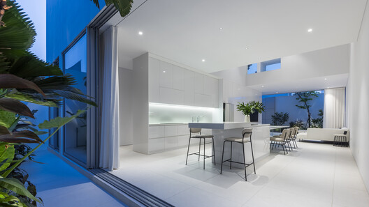 F10 House / 23o5Studio - Interior Photography, Kitchen, Chair