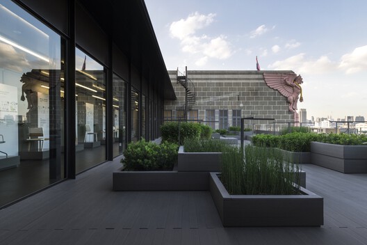 Heritage in Motion: Bangkok’s Buildings That Continue to Become - Image 20 of 22