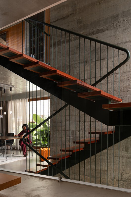 Vault House / Encasa Archstudio - Interior Photography, Stairs, Handrail