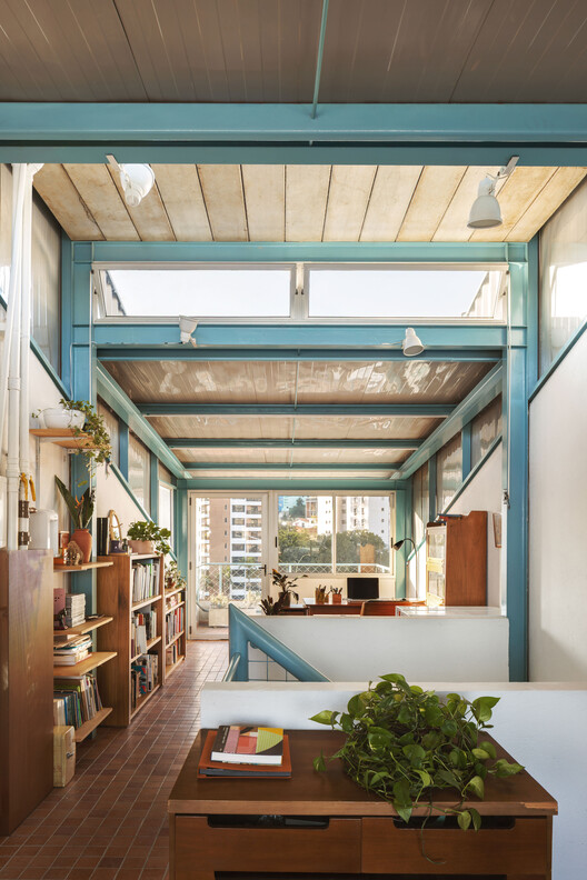 Residencia RAJ / Ricardo Gusmão Arquitetos Residencia RAJ / Ricardo Gusmão Arquitetos - Fotografía interior, Madera, Fijación Vigas