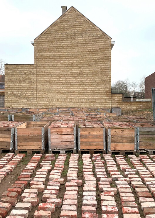 Urban Infill Project for Social Housing / MAKER architecten - Image 16 of 22