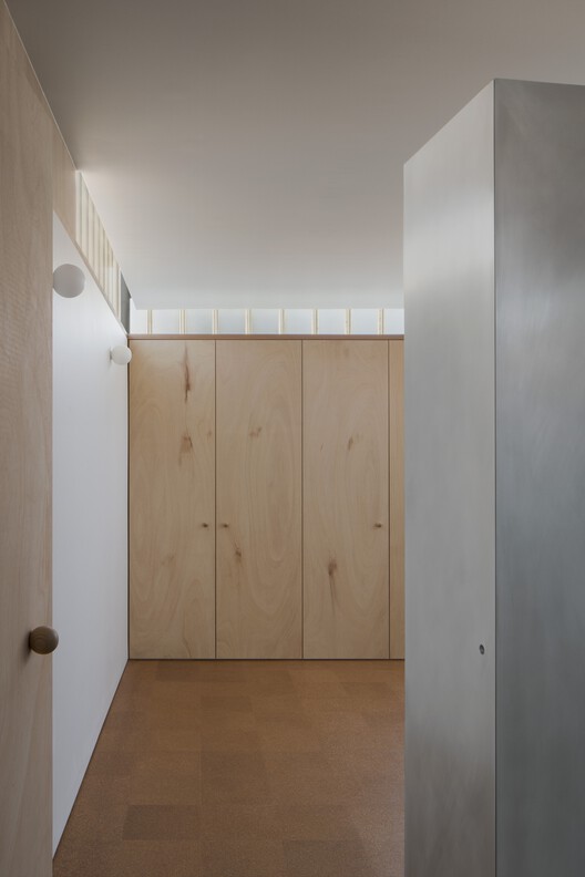 A Light Addition / Office MI—JI - Interior Photography, Wood