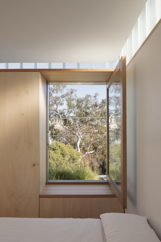 A Light Addition / Office MI—JI - Interior Photography, Wood