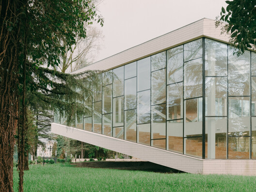 Zviad Gamsakhurdia Presidential Center / Tsanava + Maisuradze + T-architects Zviad Gamsakhurdia Presidential Center / Tsanava + Maisuradze + T-architects - Image 9 of 32