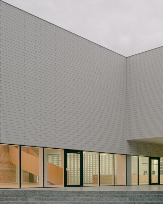 Zviad Gamsakhurdia Presidential Center / Tsanava + Maisuradze + T-architects Zviad Gamsakhurdia Presidential Center / Tsanava + Maisuradze + T-architects - Image 24 of 32