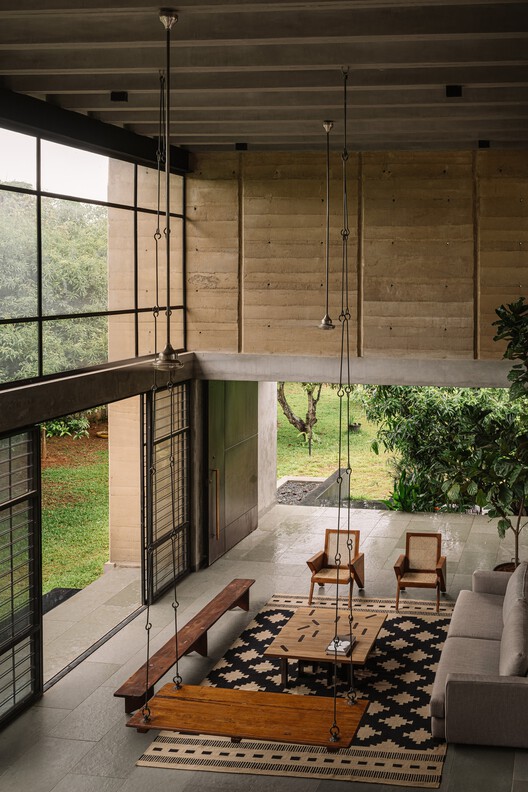 The Matchbox House / STAPATI The Matchbox House / STAPATI - Exterior Photography, Wood, Chair, Beam