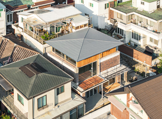 Painter N's House / a.co.lab Painter N's House / a.co.lab - Interior Photography, Kitchen, Facade, Balcony