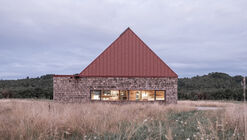 Key House / Lezaeta Lavanchy + Esteban Arteaga