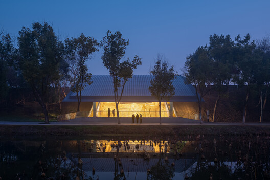Jingzhou City Wall Archaeological Site Exhibition Pavilion / Qing Studio - Image 9 of 42