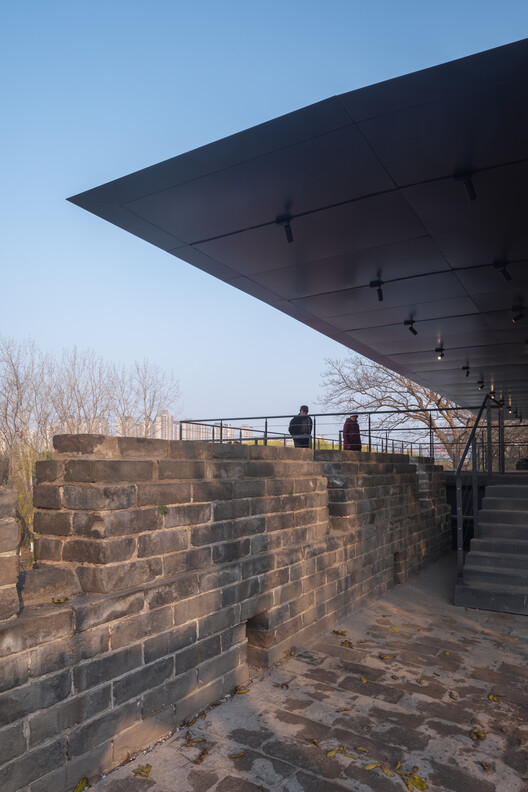 Jingzhou City Wall Archaeological Site Exhibition Pavilion / Qing Studio - Image 13 of 42