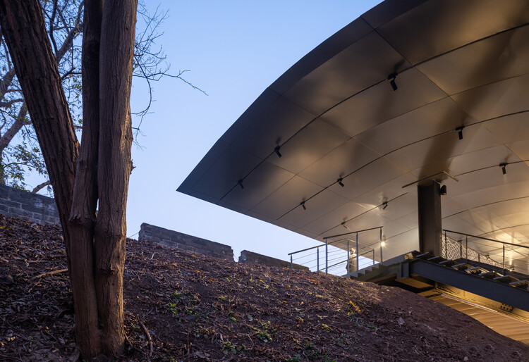 荆州城墙考古遗址展示馆 / 青微舍工作室 - 16 的图像 42